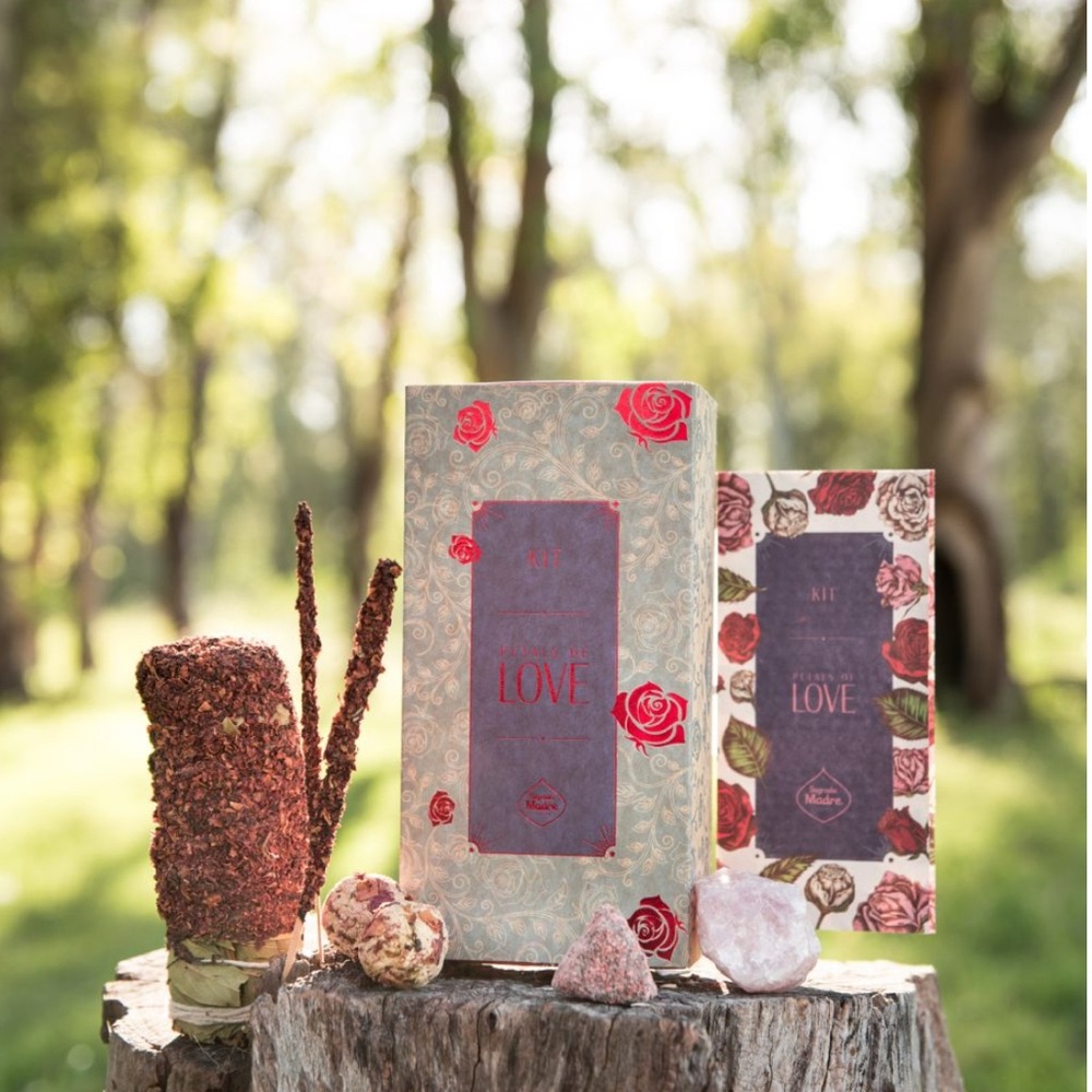 Love Kit with Rose Design